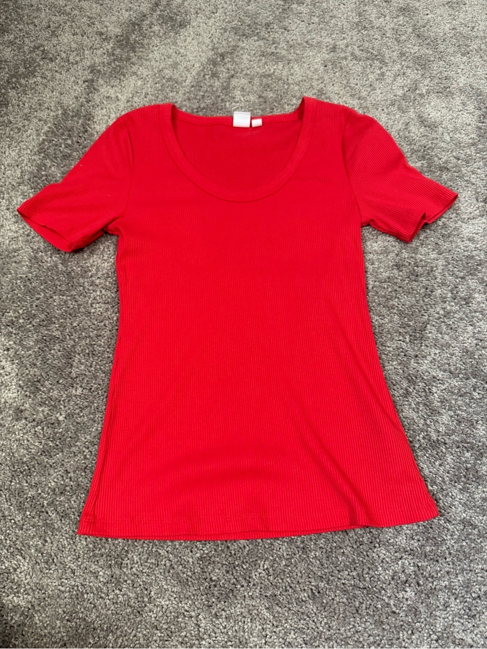 Gap Women’s Red Ribbed Scoop Neck Tee Size Small #red #casual